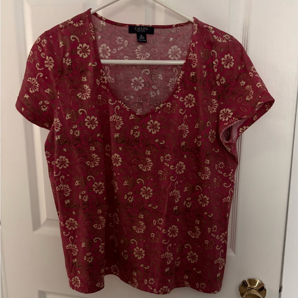 Chaps Women's Fuchsia Floral Short Sleeve Top